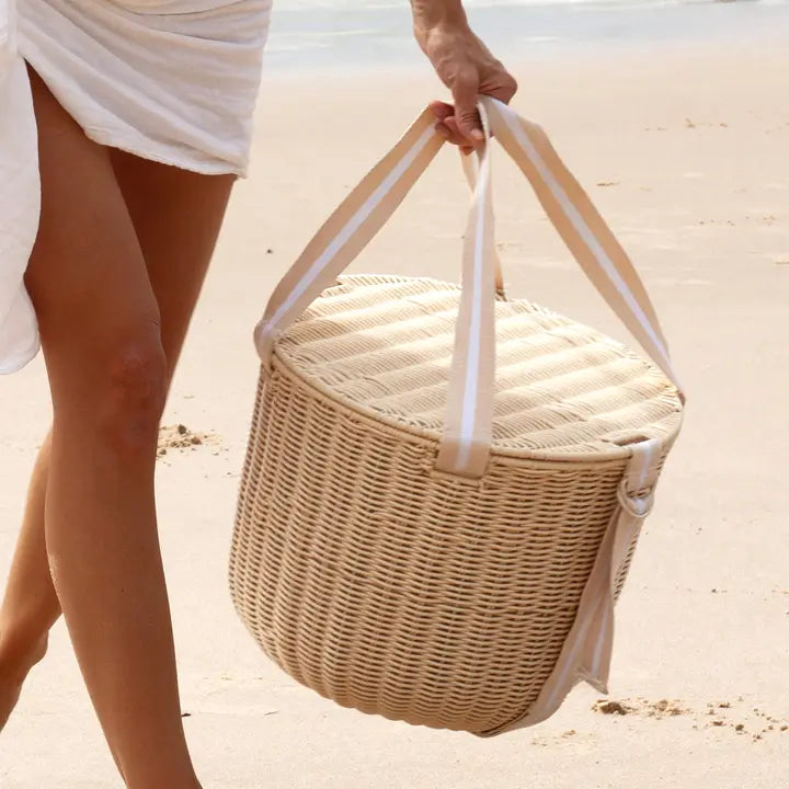 Le Weekend Natural Round Picnic Cooler
